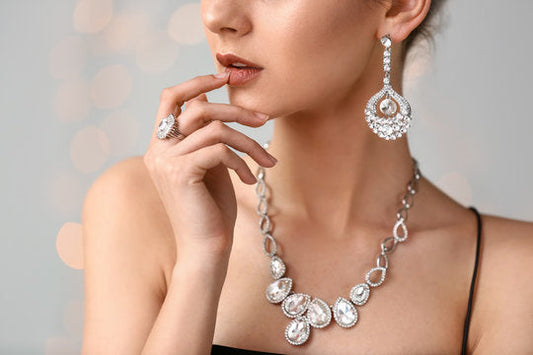 Elegant Sparkle – Lady Loot Jewelry Collection