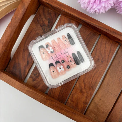 Blush Bloom Noir - Pack of 12