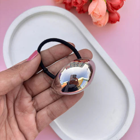 Curve Pony Cuff